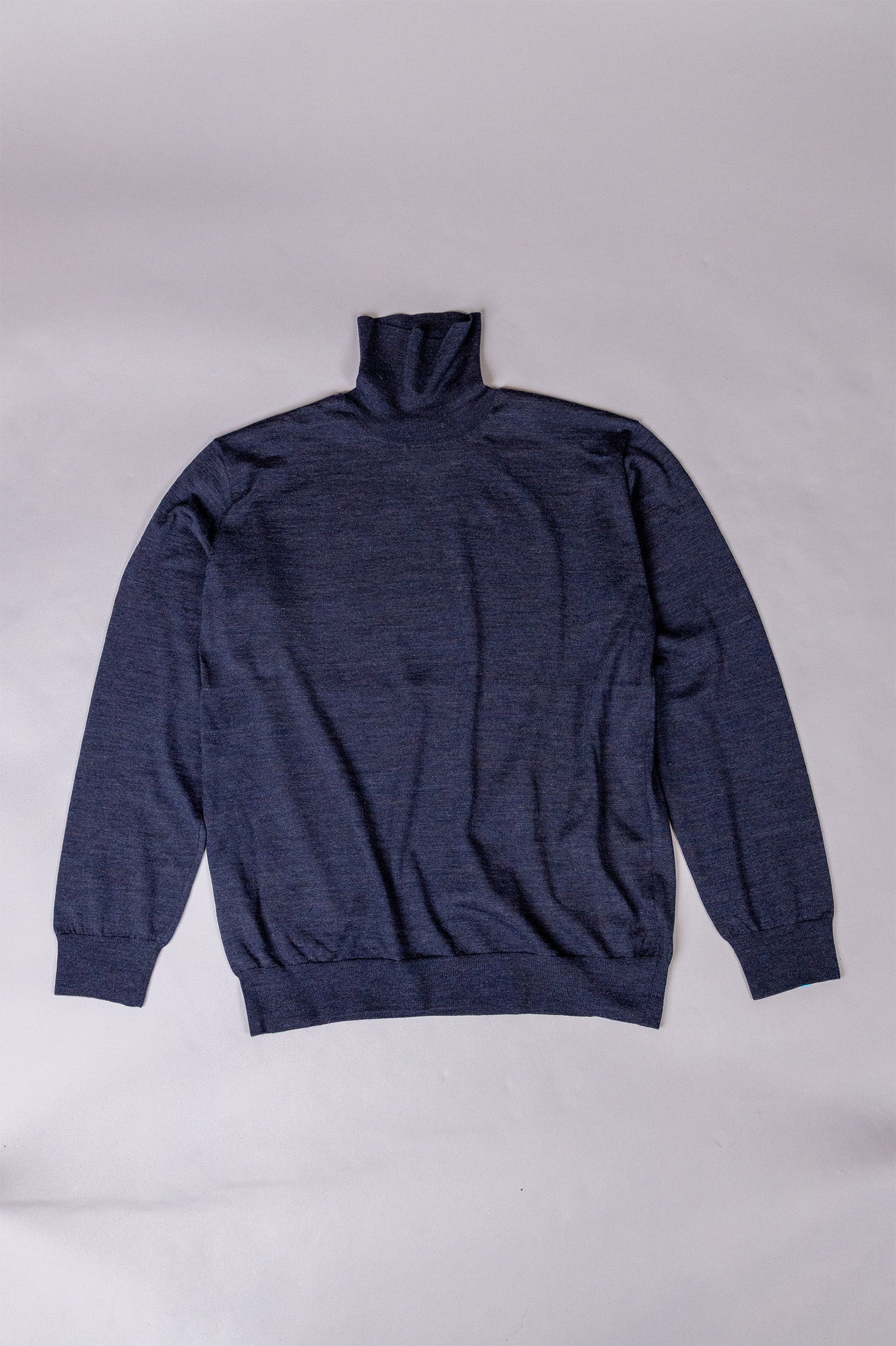 unnames.タートルネック Navy