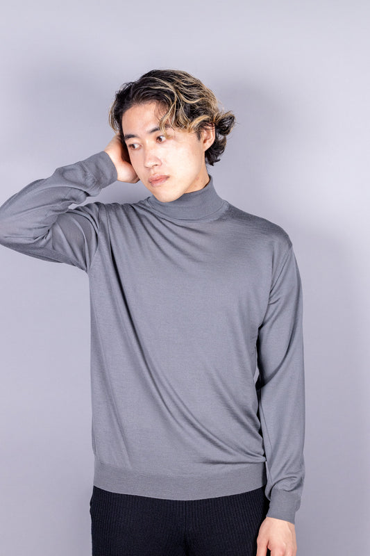 unnames.タートルネック light gray