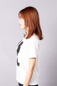 『unnames.』ロゴTシャツ  white