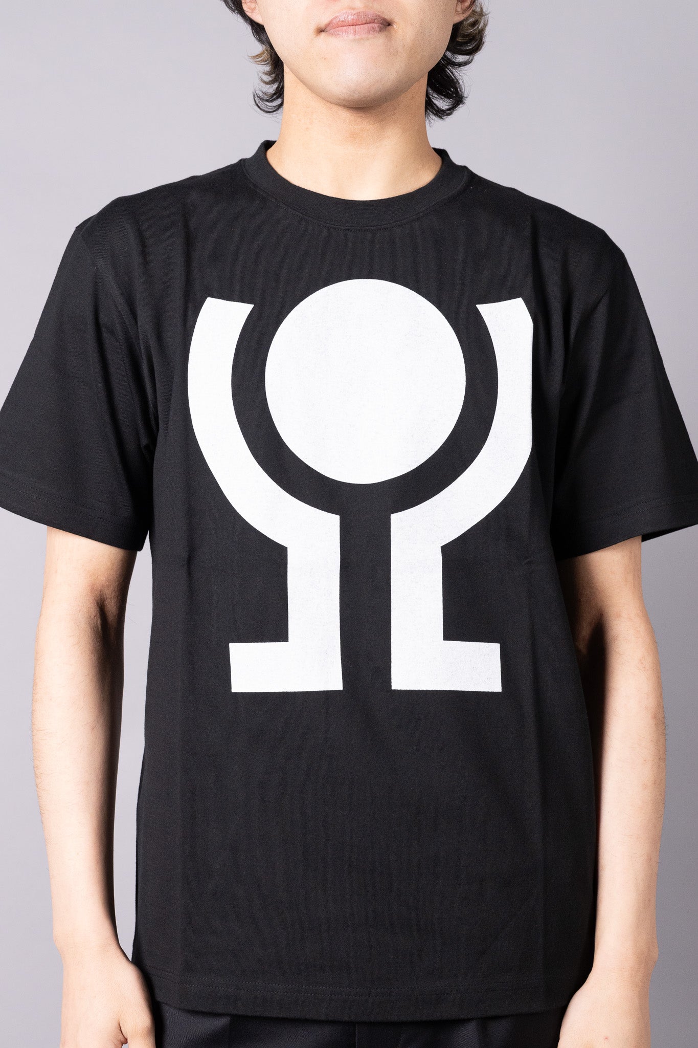 『unnames.』ロゴTシャツ  black