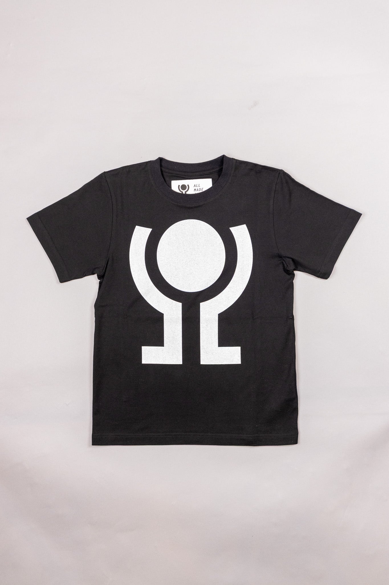 『unnames.』ロゴTシャツ  black