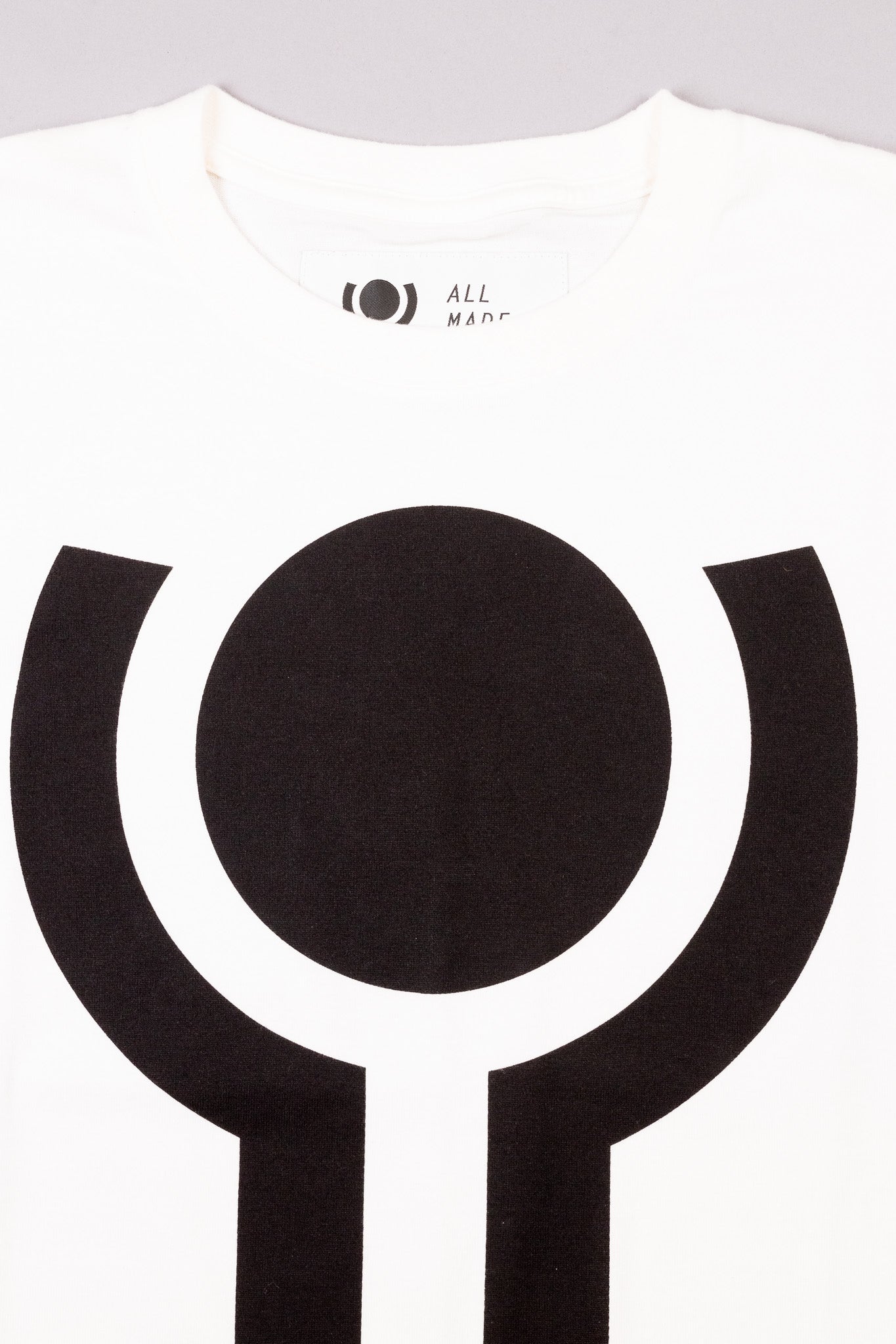 『unnames.』ロゴTシャツ  white