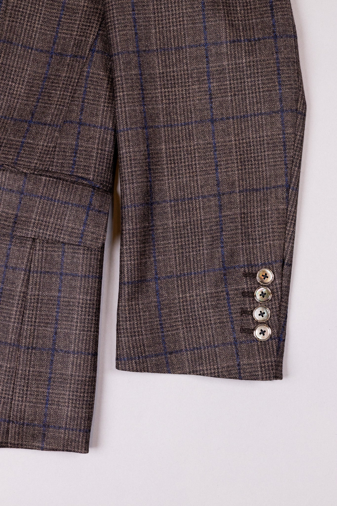 『unnames.』ジャケット　dark beige