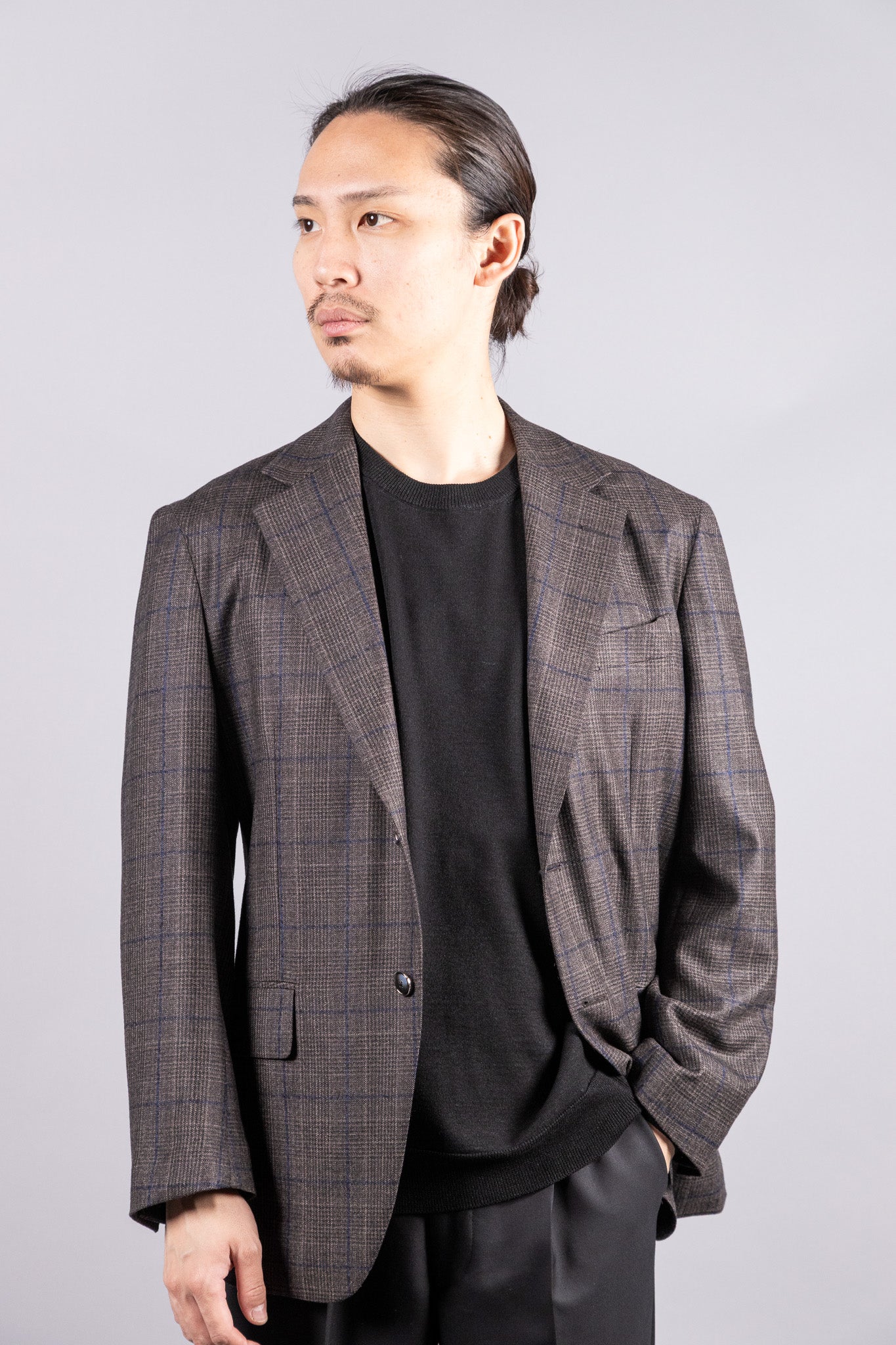 『unnames.』ジャケット　dark beige