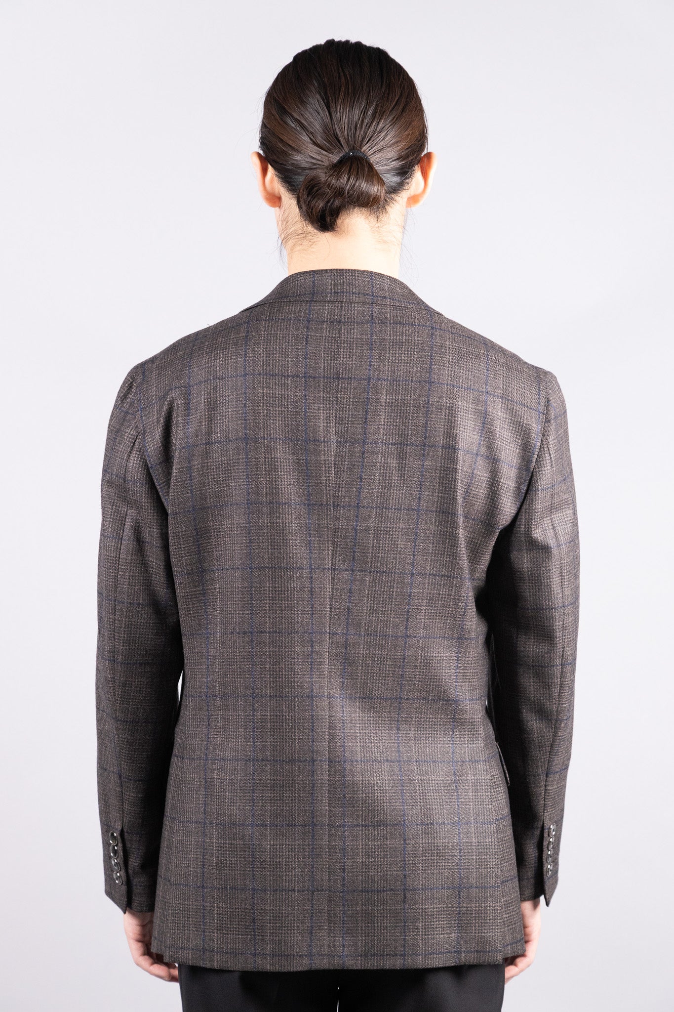 『unnames.』ジャケット　dark beige