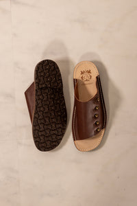 【chausser】BUTTON SANDALS DBROWN
