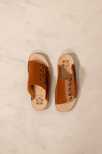 【chausser】BUTTON SANDALS BROWN