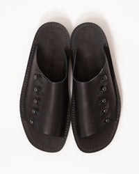 【chausser】別注BUTTON SANDALS ブラック×ブラック