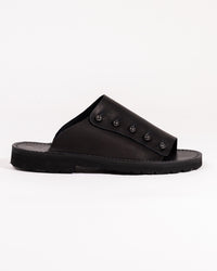 【chausser】別注BUTTON SANDALS ブラック×ブラック