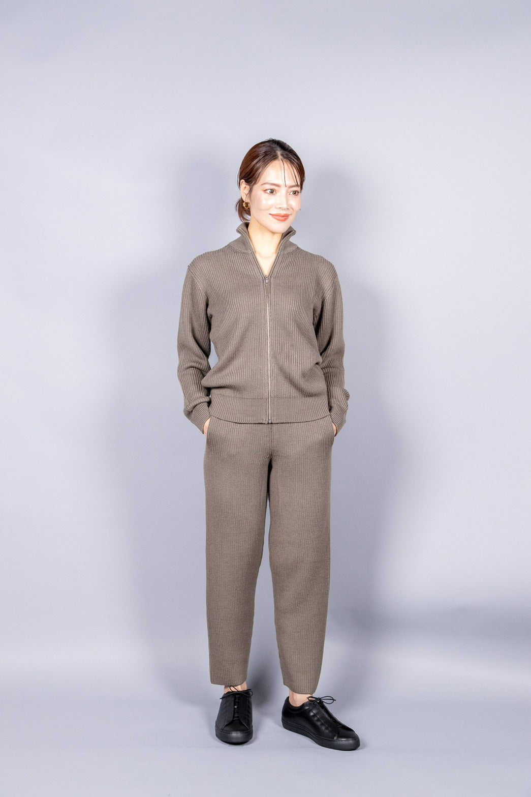 unnames.ハーフジップニット Khaki